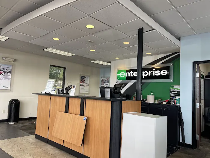 Enterprise Rent-A-Car Picture 1