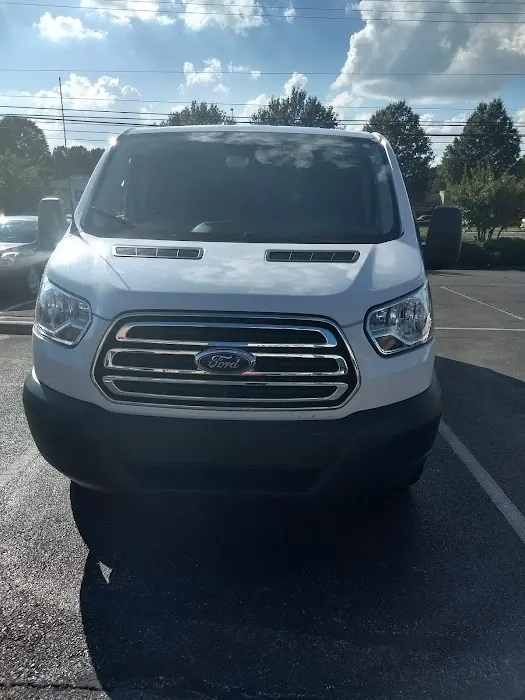 Avis Car Rental Picture 6