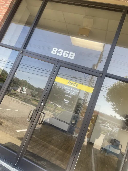 Hertz Car Rental - Southaven - Goodman Road Picture 8