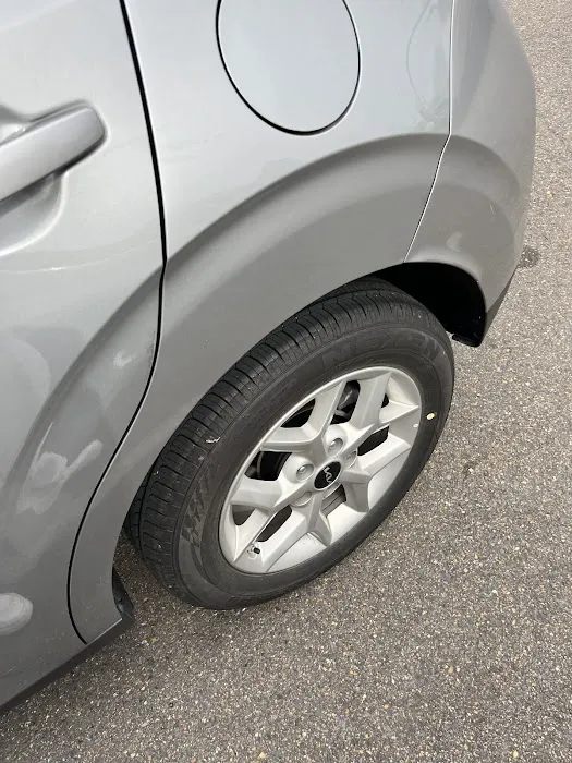 Budget Car Rental Picture 6