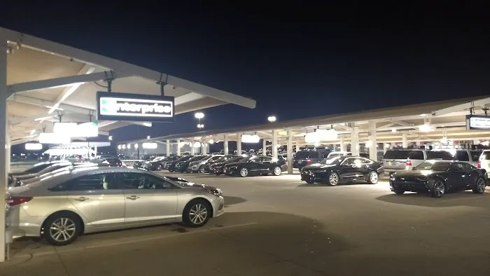 Enterprise Rent-A-Car Picture 4