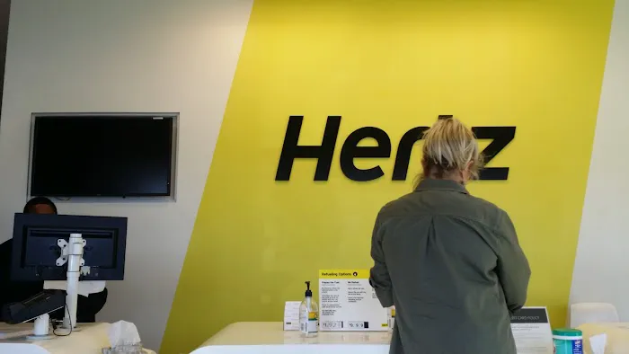 Hertz Car Rental - Oklahoma City - Northwest Expressway Picture 7