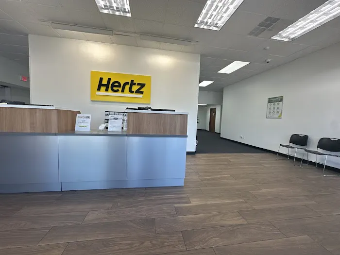 Hertz Car Rental - Oklahoma City - Northwest Expressway Picture 6