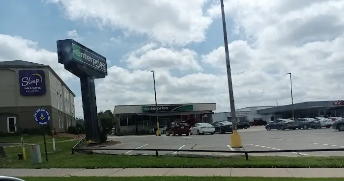 Enterprise Rent-A-Car Picture 3