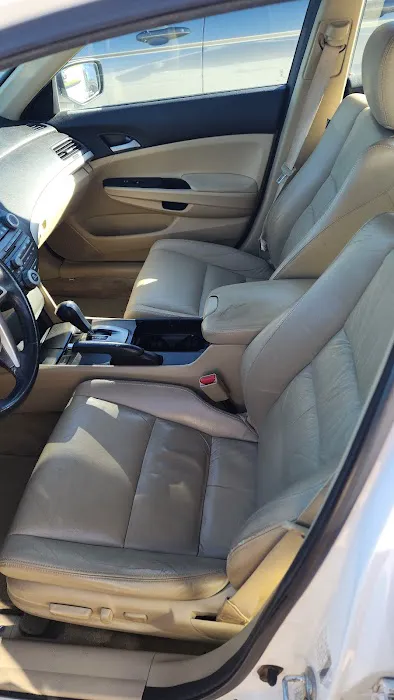 Scott D Car Rentals Picture 1