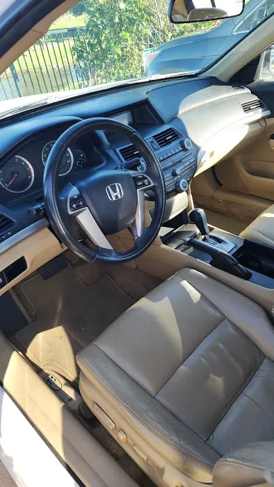 Scott D Car Rentals Picture 5