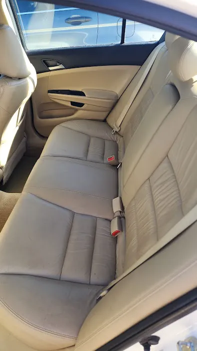 Scott D Car Rentals Picture 4