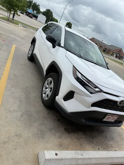 Budget Car Rental Picture 3