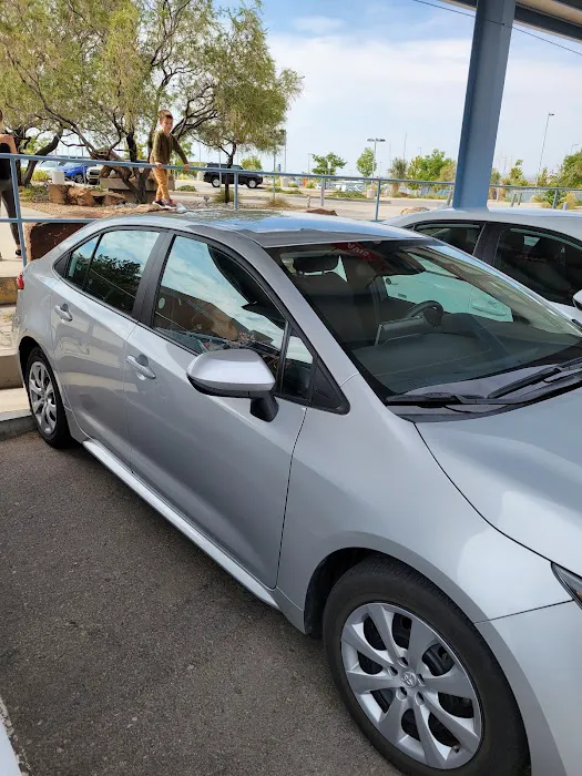 Budget Car Rental Picture 5