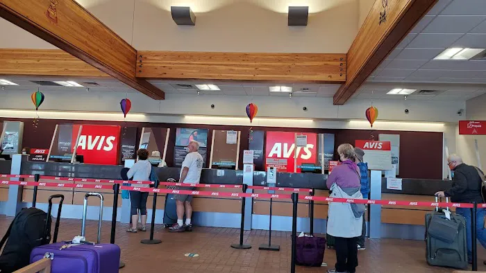 Avis Car Rental Picture 1
