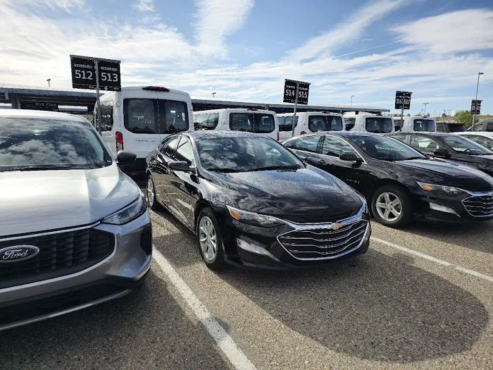 Hertz Car Rental - Albuquerque - Albuquerque International Sunport (ABQ) Picture 2