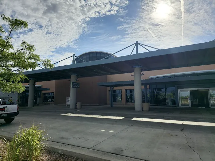 Hertz Car Rental - Albuquerque - Albuquerque International Sunport (ABQ) Picture 3