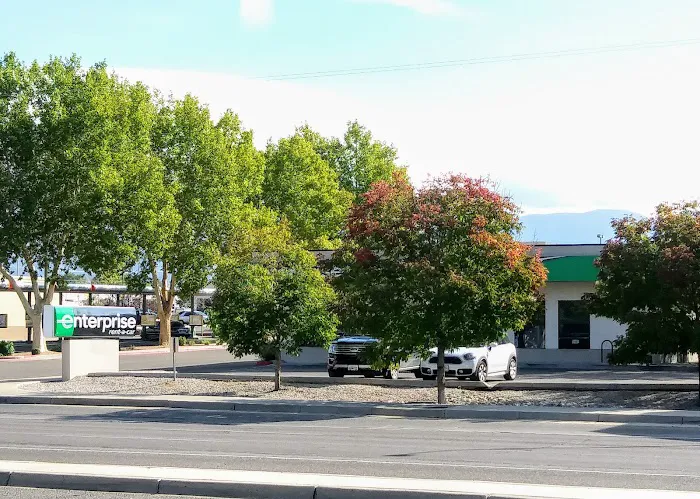 Enterprise Rent-A-Car Picture 6