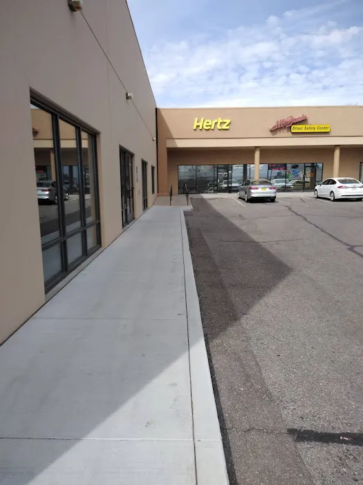 Hertz Car Rental - Albuquerque - Coors Boulevard Nw Picture 5