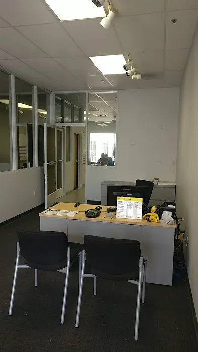 Hertz Car Rental - Albuquerque - Coors Boulevard Nw Picture 9