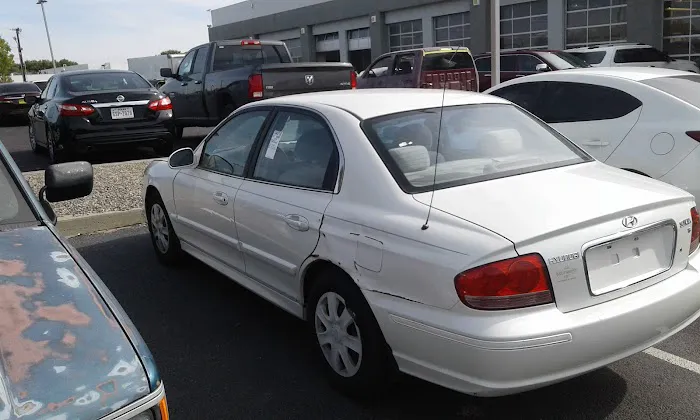 Enterprise Rent-A-Car Picture 2