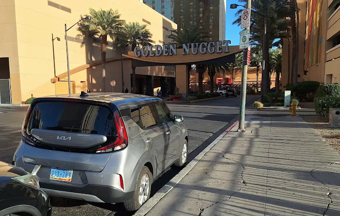 Budget Car Rental Picture 3