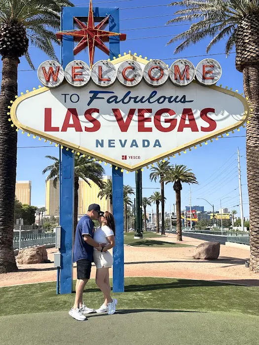 ELECTRIC VEGAS RENTALS Picture 4