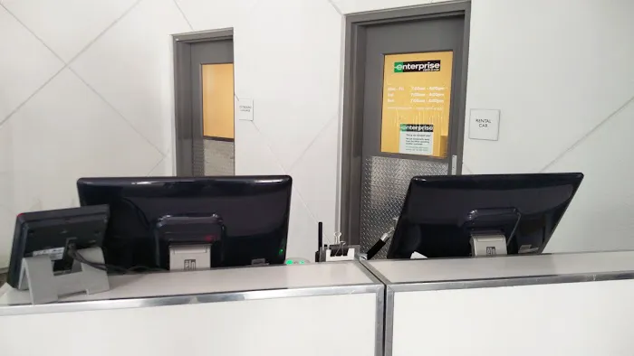 Enterprise Rent-A-Car Picture 7