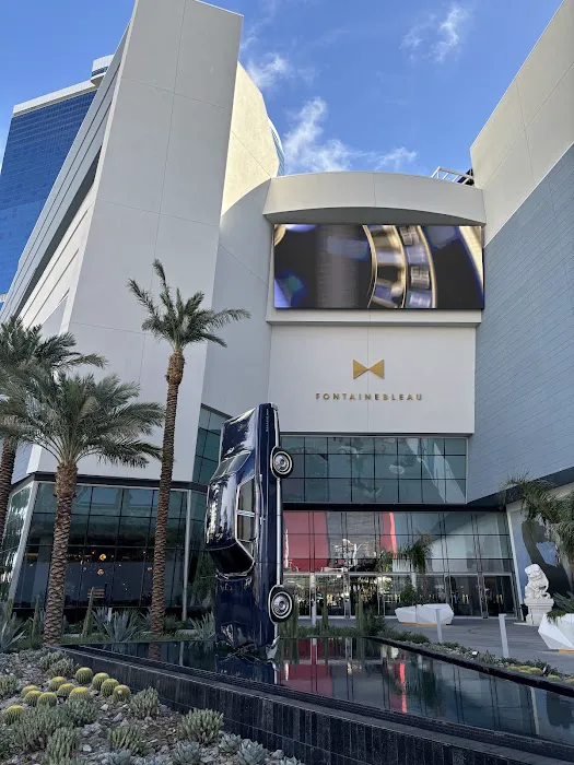Dollar Car Rental - Fontainebleau Las Vegas Picture 1