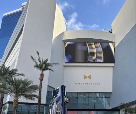 Dollar Car Rental - Fontainebleau Las Vegas