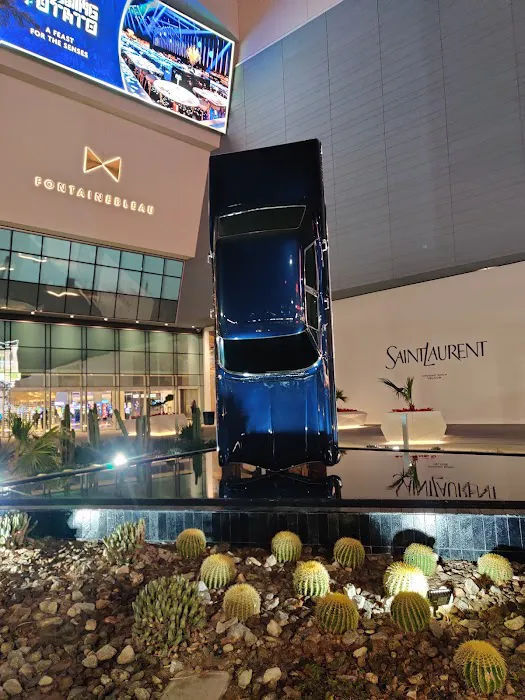 Dollar Car Rental - Fontainebleau Las Vegas Picture 4