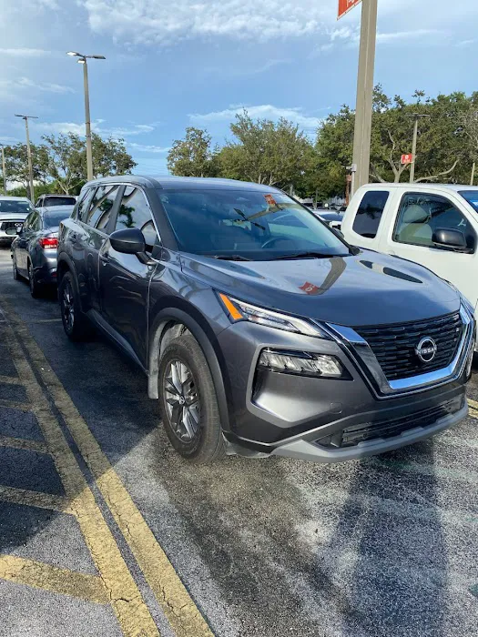 Autoverse Rental Car Picture 7