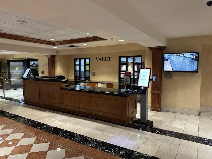 Hertz Car Rental - Las Vegas - The Palazzo Ihg Picture 5