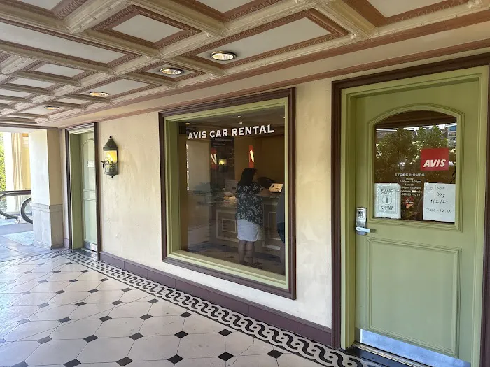 Avis Car Rental Picture 1
