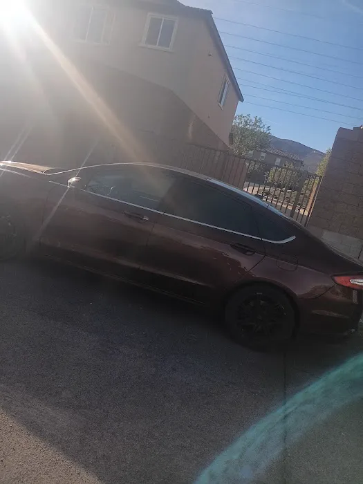 RIDESHARE RENTAL Picture 4