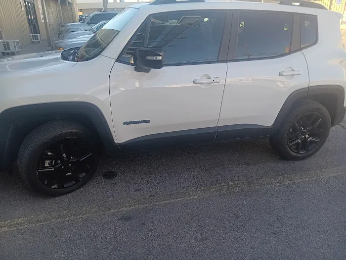 RIDESHARE RENTAL Picture 5