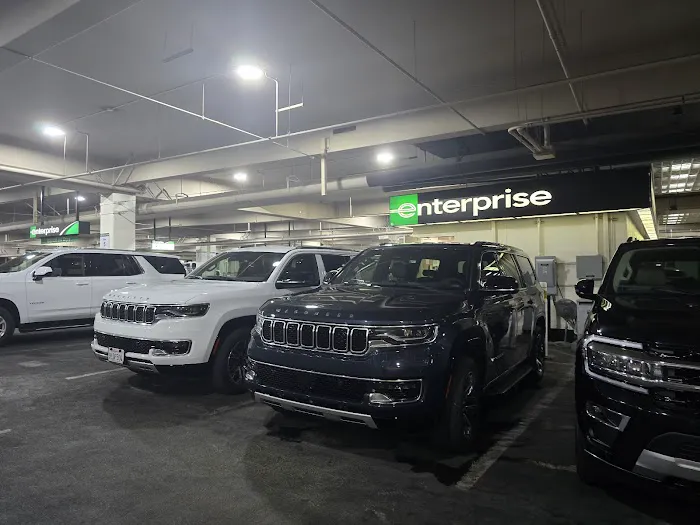 Enterprise Rent-A-Car Picture 5