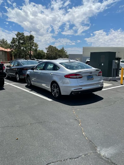 Avis Car Rental Picture 8
