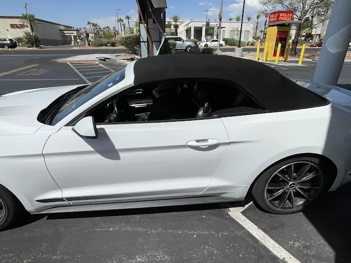 Budget Car Rental Picture 2
