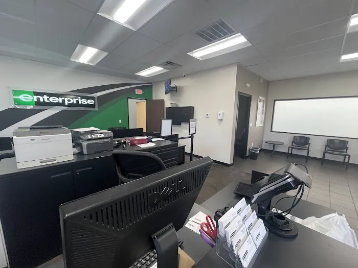 Enterprise Rent-A-Car Picture 7