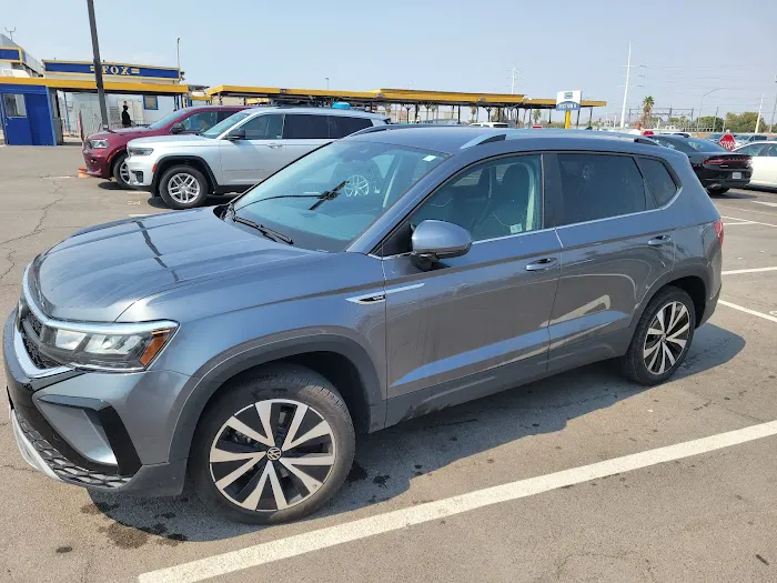 Fox Rent A Car Las Vegas Picture 4