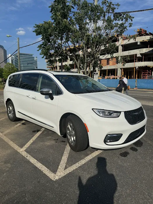 Enterprise Rent-A-Car Picture 8