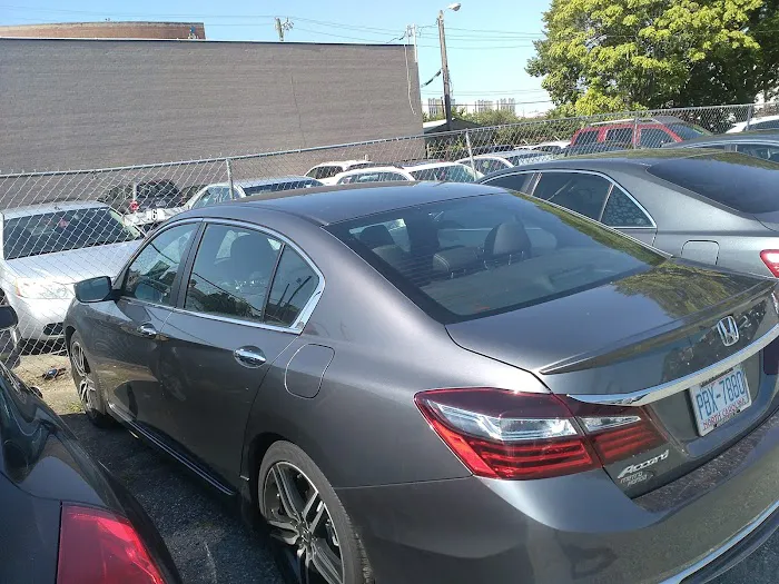 Enterprise Rent-A-Car Picture 9