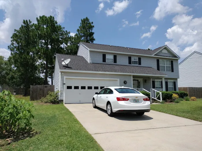 Easirent Car Rental Charlotte Douglas Airport (CLT) Picture 9