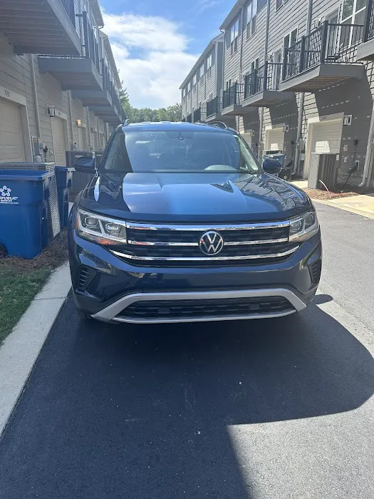 R3 Rental Picture 2