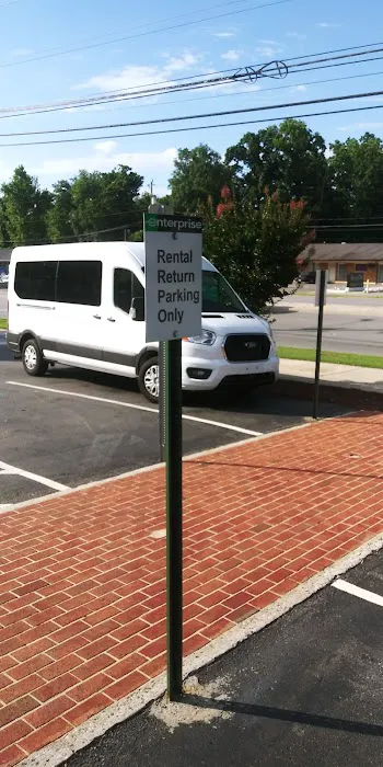 Enterprise Rent-A-Car Picture 7