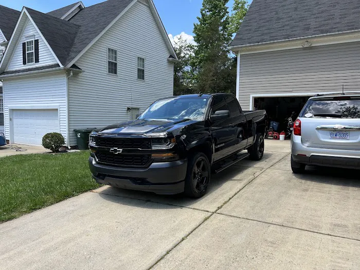 Carolina Rent A Car and Van Picture 4