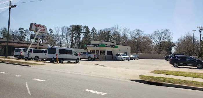 Hertz Car Rental - Charlotte - East Independence Boulevard Picture 7