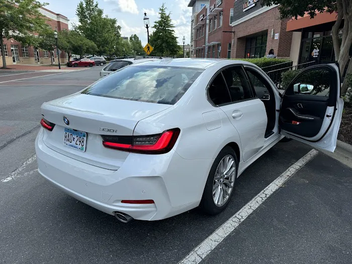 SIXT Rent a Car Charlotte Douglas Int Airport Picture 4