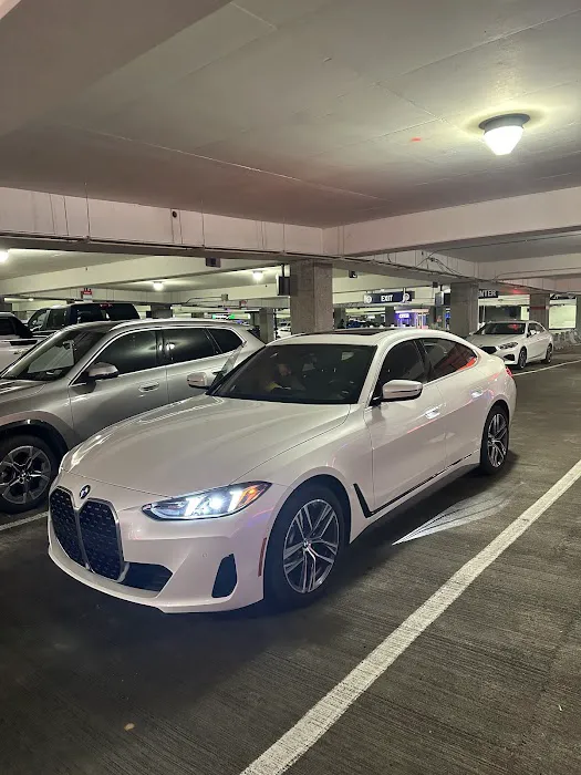 SIXT Rent a Car Charlotte Douglas Int Airport Picture 3