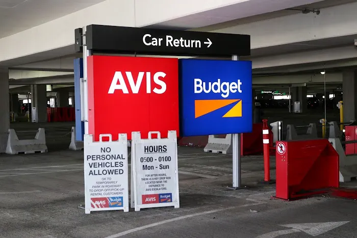 Avis Car Rental Picture 3
