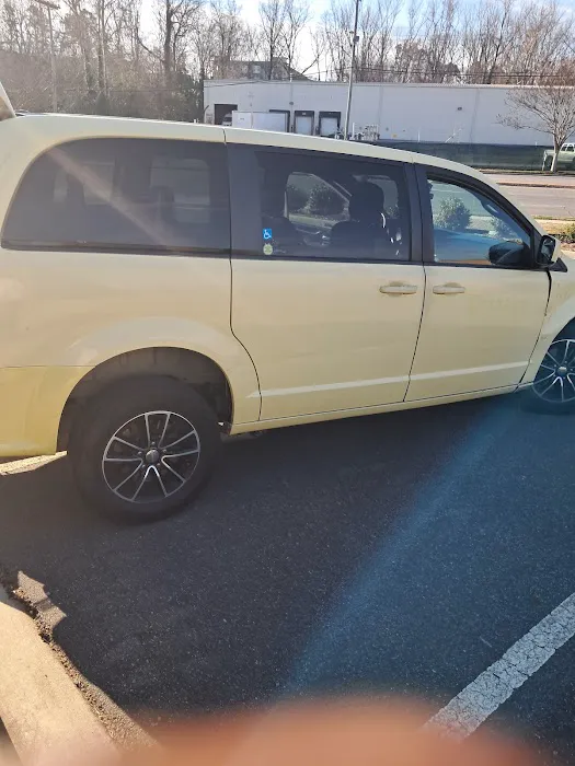 Charlotte NC Wheelchair Taxi Transportation Picture 2