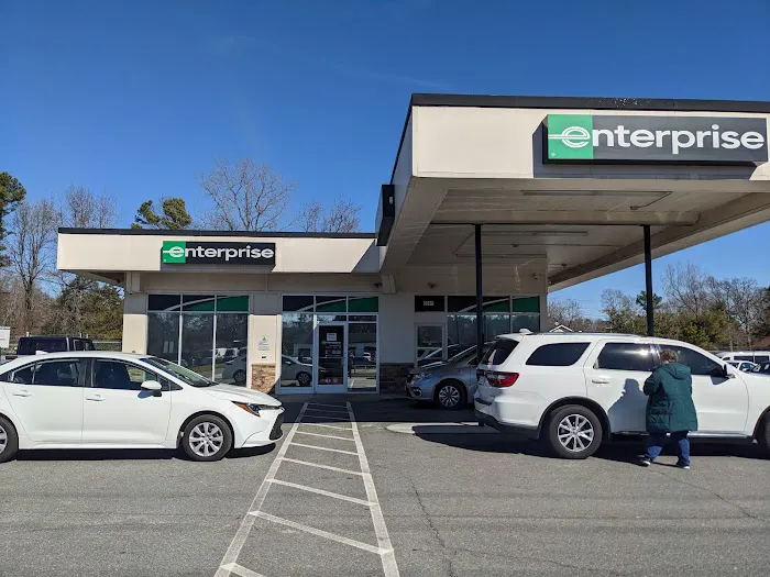 Enterprise Rent-A-Car Picture 2