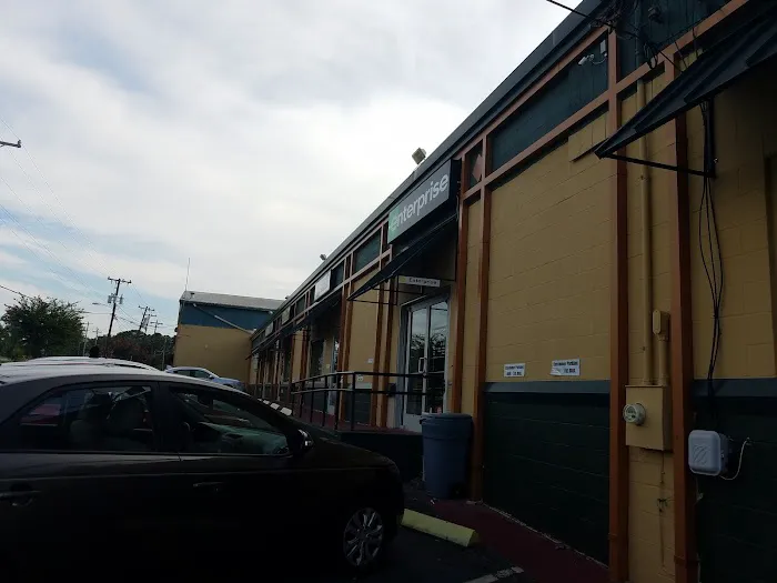 Enterprise Rent-A-Car Picture 9