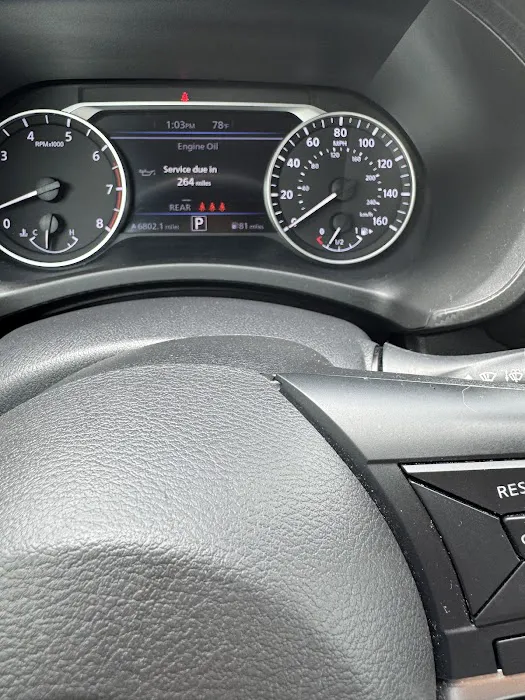 Avis Car Rental Picture 1